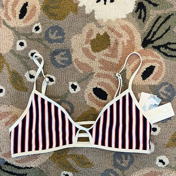 L Space Swim Lspace Bikini Top Poshmark